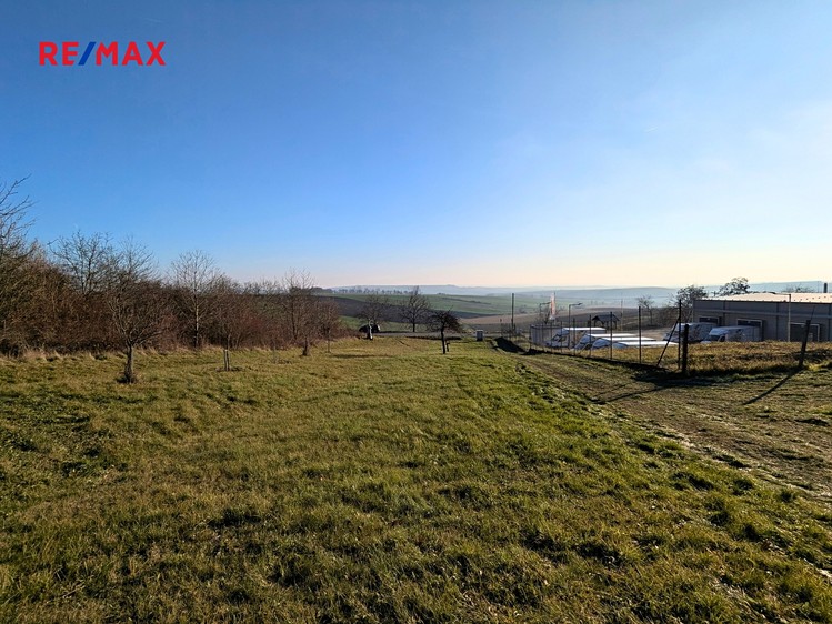 Prodej zahrady 1 754 m² - foto 2