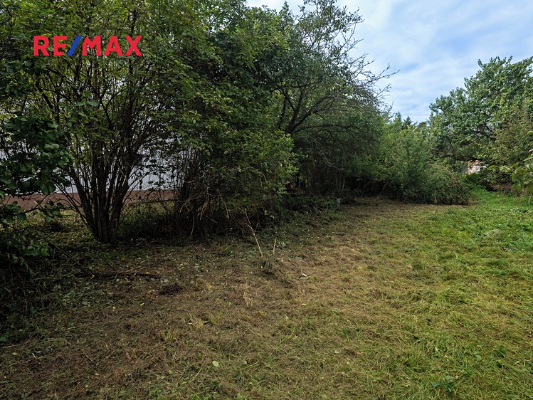Prodej stavebního pozemku 714 m² - foto 7