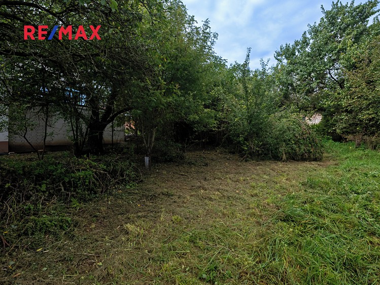 Prodej stavebního pozemku 714 m² - foto 8