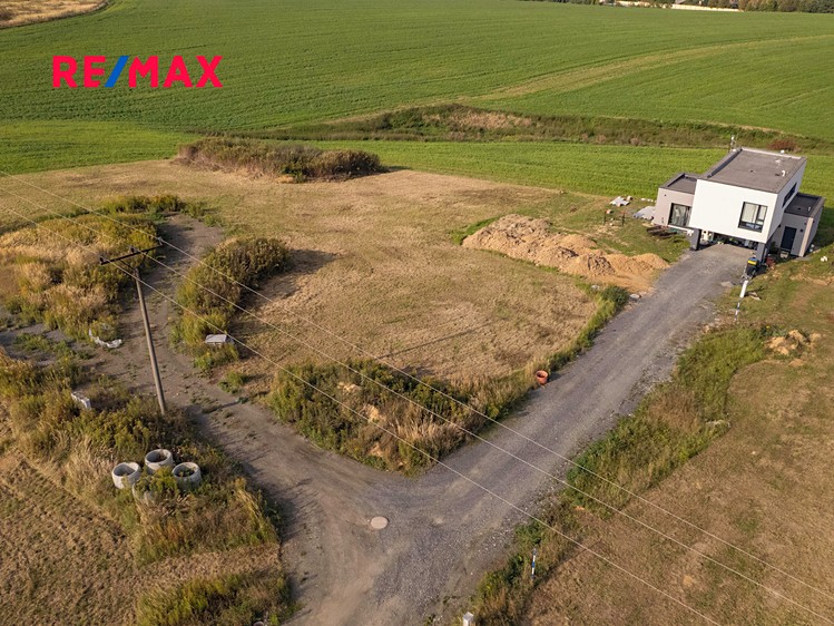 Prodej stavebního pozemku 588 m² - foto 4