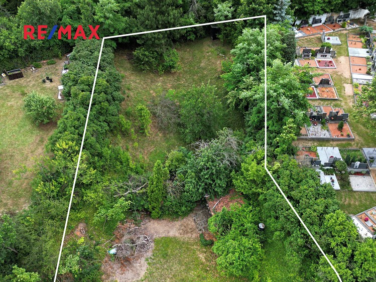 Prodej stavebního pozemku 1 315 m² - foto 5