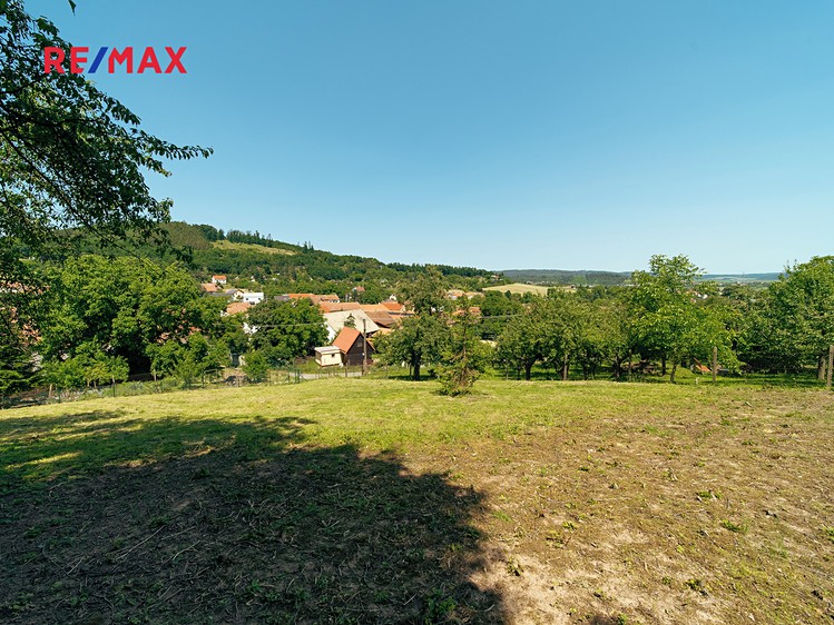 Prodej stavebního pozemku 1 083 m² - foto 7