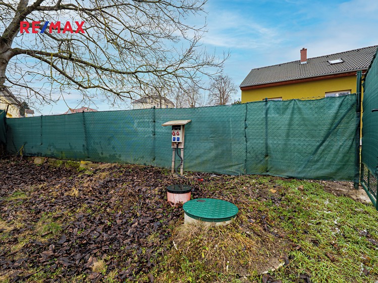 Prodej stavebního pozemku 1 465 m² - foto 4