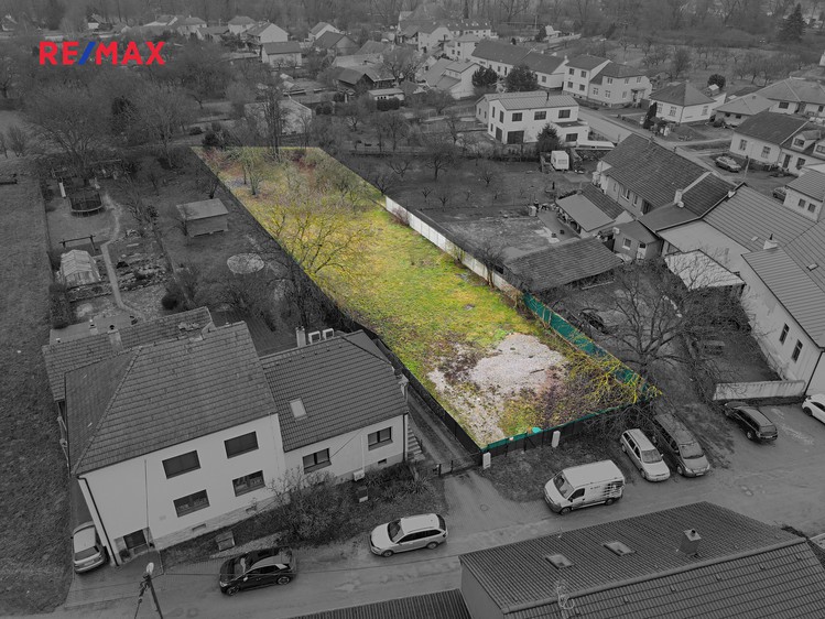 Prodej stavebního pozemku 1 465 m² - foto 3