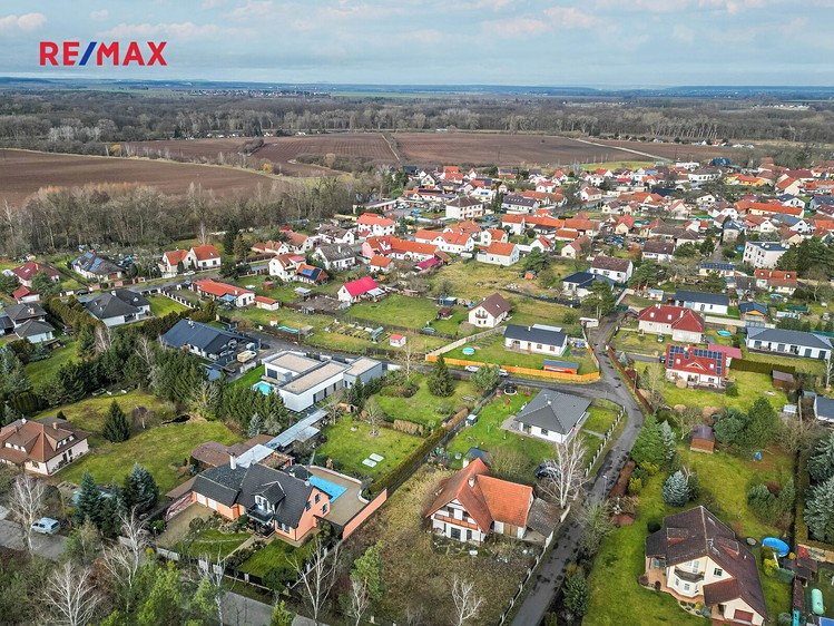 Prodej stavebního pozemku 829 m² - foto 3