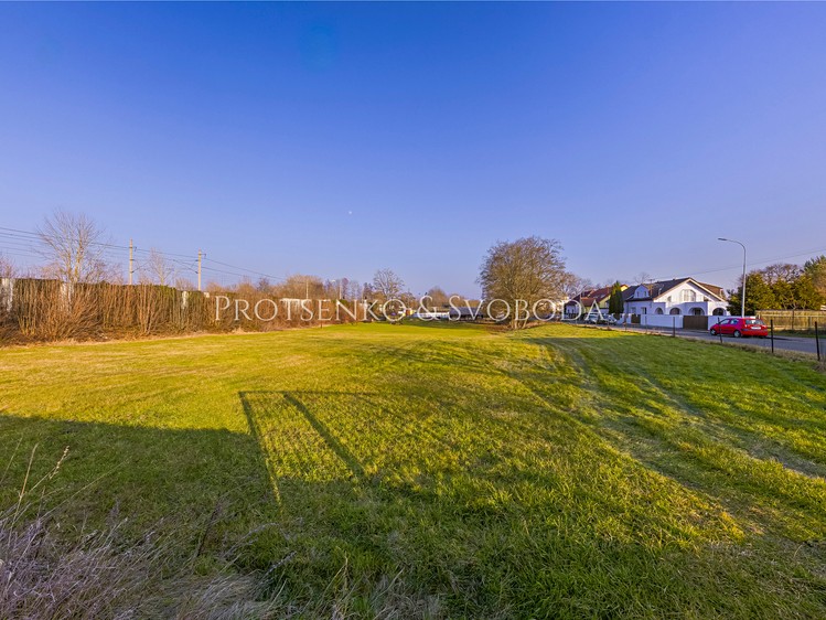 Prodej komerčního pozemku 4 073 m² - foto 4