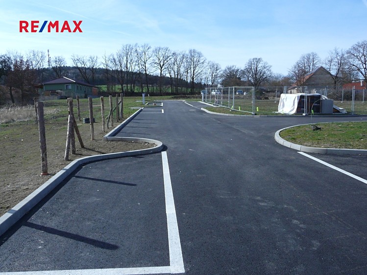 Prodej stavebního pozemku 1 137 m² - foto 5