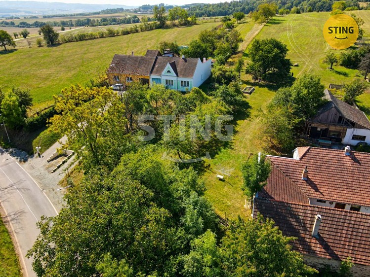 Prodej  stavebního pozemku 1 210 m² - foto 4