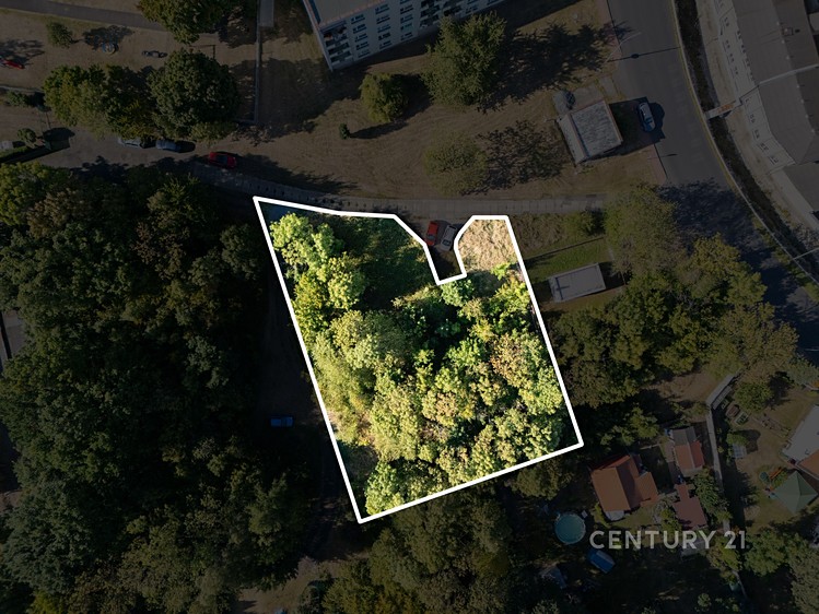 Prodej stavebního pozemku 1 727 m² - foto 2