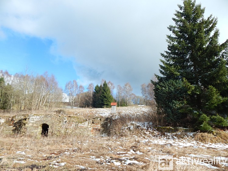 Prodej stavebního pozemku 1 612 m² - foto 4