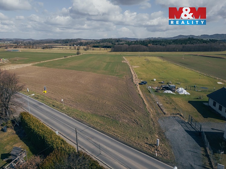 Prodej stavebního pozemku 1 353 m² - foto 3