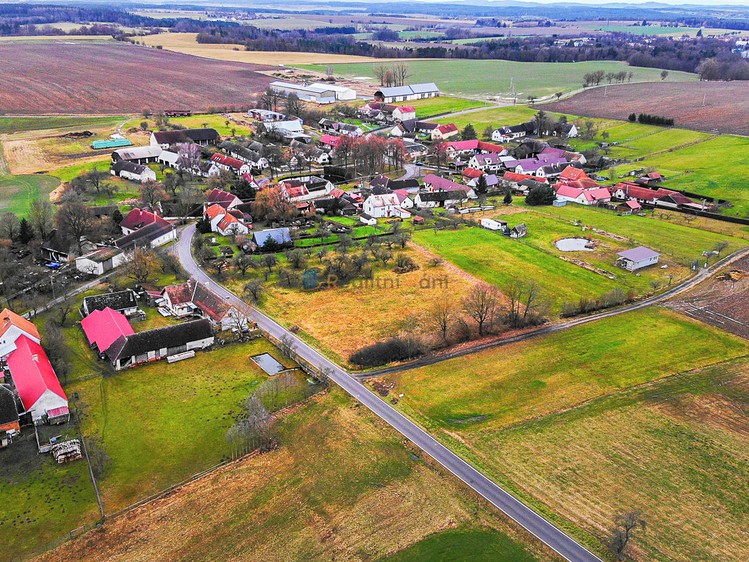 Prodej stavebního pozemku 1 515 m² - foto 3
