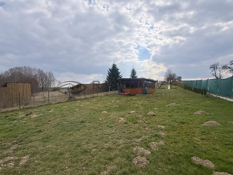 Prodej  stavebního pozemku 929 m² - foto 6
