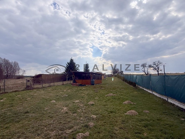 Prodej  stavebního pozemku 929 m² - foto 8
