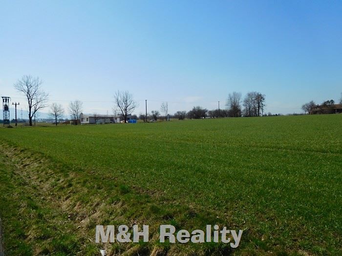 Prodej stavebního pozemku 1 364 m² - foto 1