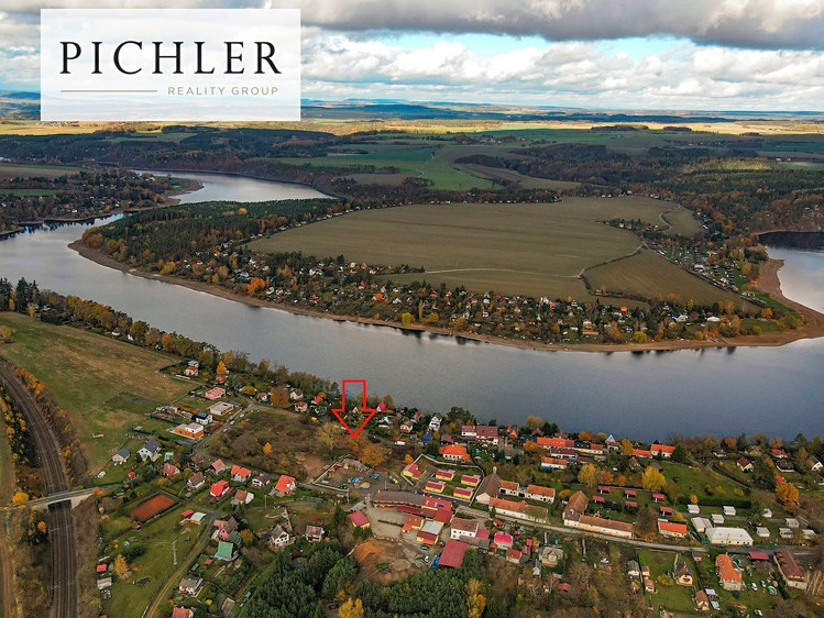 Prodej stavebního pozemku 1 003 m² - foto 4