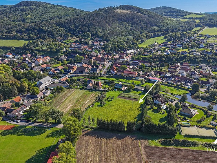 Prodej stavebního pozemku 13 216 m² - foto 5