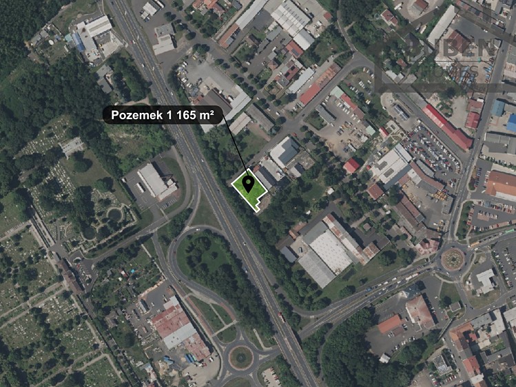 Prodej komerčního pozemku 1 165 m² - foto 2