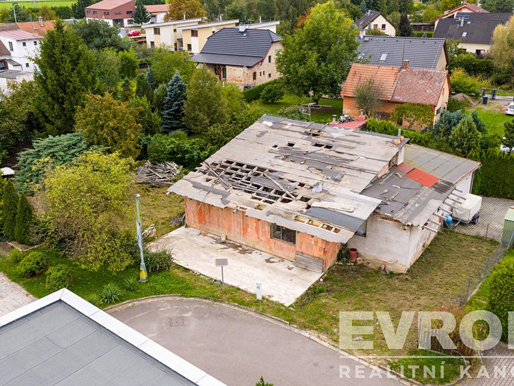 Prodej stavebního pozemku 634 m² - foto 6