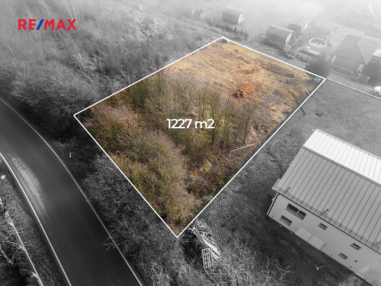 Prodej stavebního pozemku 1 227 m² - foto 7