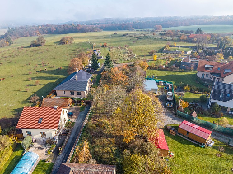 Prodej stavebního pozemku 1 198 m² - foto 2