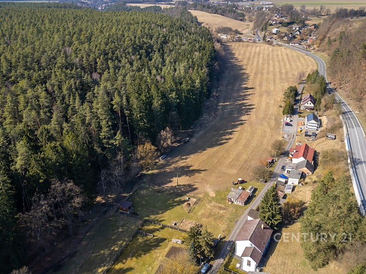 Prodej  stavebního pozemku 901 m² - foto 6