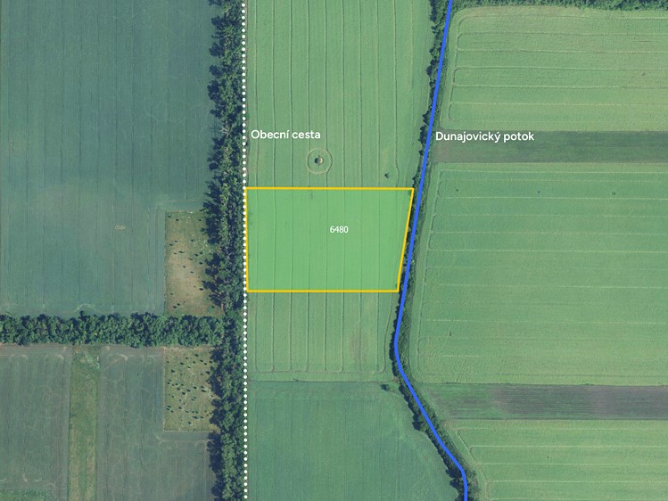 Prodej pole 29 664 m² - foto 1