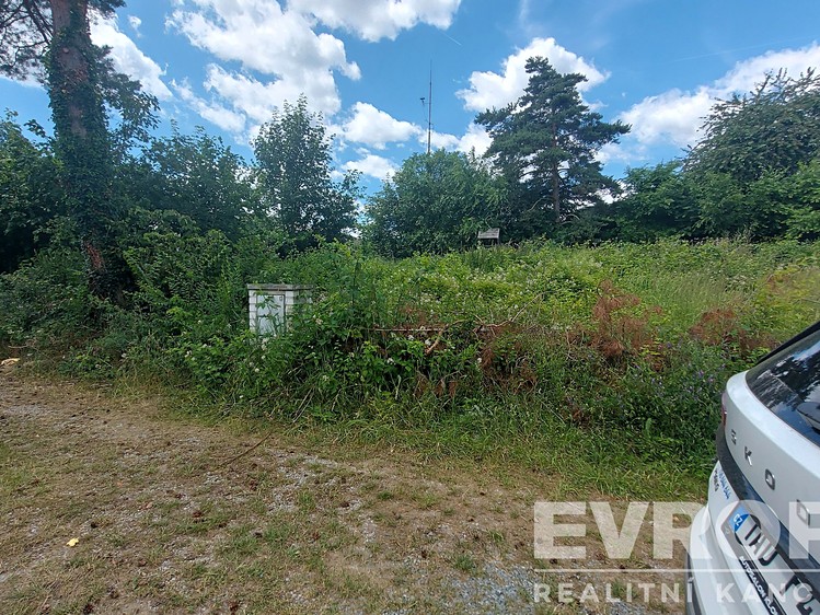 Prodej stavebního pozemku 629 m² - foto 6