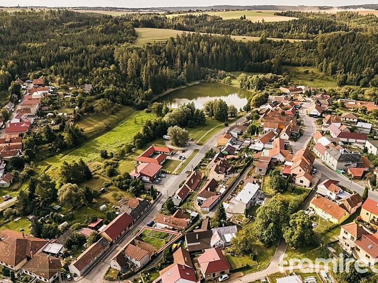 Prodej stavebního pozemku 299 m² - foto 6