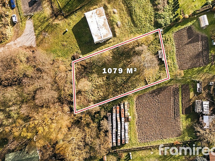 Prodej stavebního pozemku 1 079 m² - foto 4