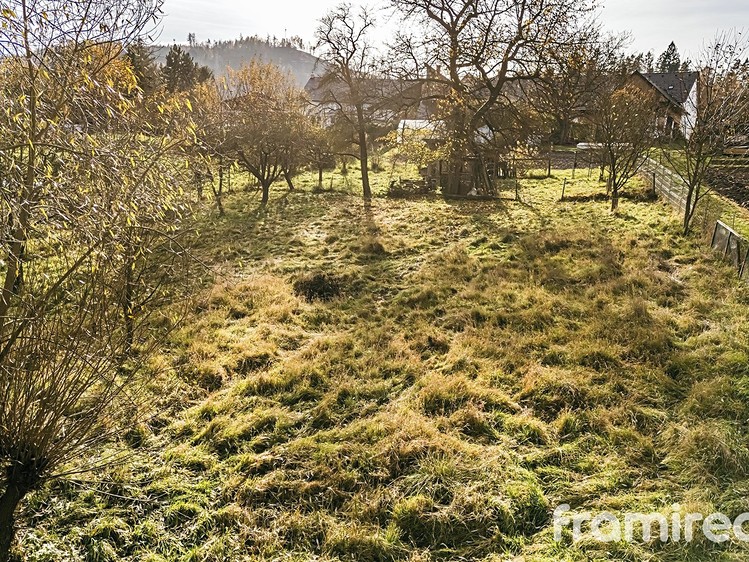 Prodej stavebního pozemku 1 079 m² - foto 6