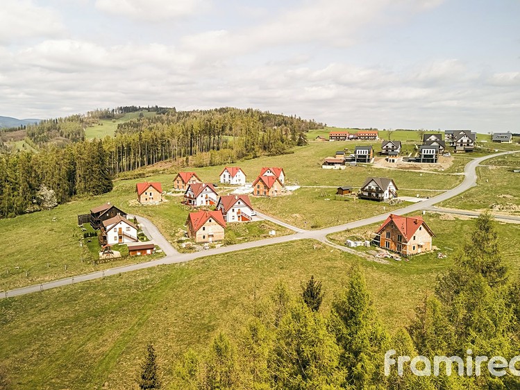 Prodej stavebního pozemku 1 985 m² - foto 8
