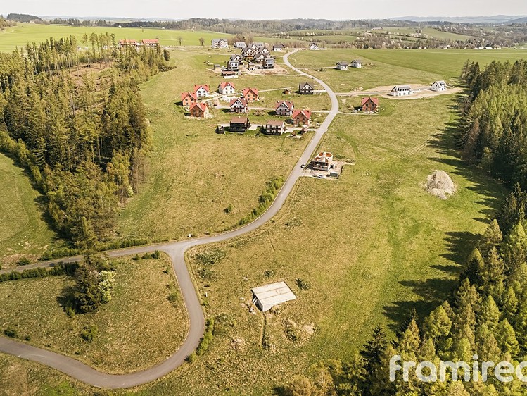 Prodej stavebního pozemku 1 985 m² - foto 6