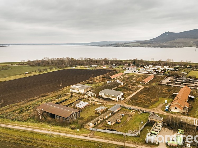 Prodej komerčního pozemku 9 422 m² - foto 4