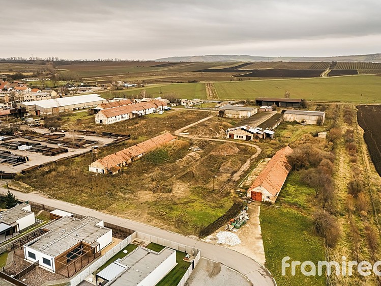 Prodej komerčního pozemku 9 422 m² - foto 7