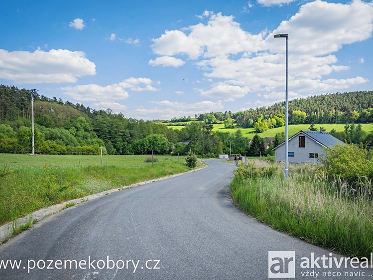 Prodej stavebního pozemku 1 147 m² - foto 5