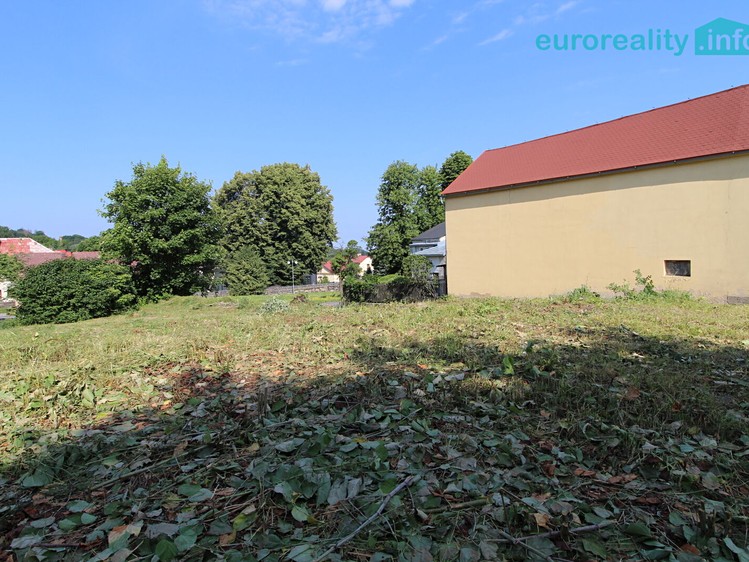 Prodej stavebního pozemku 852 m² - foto 7