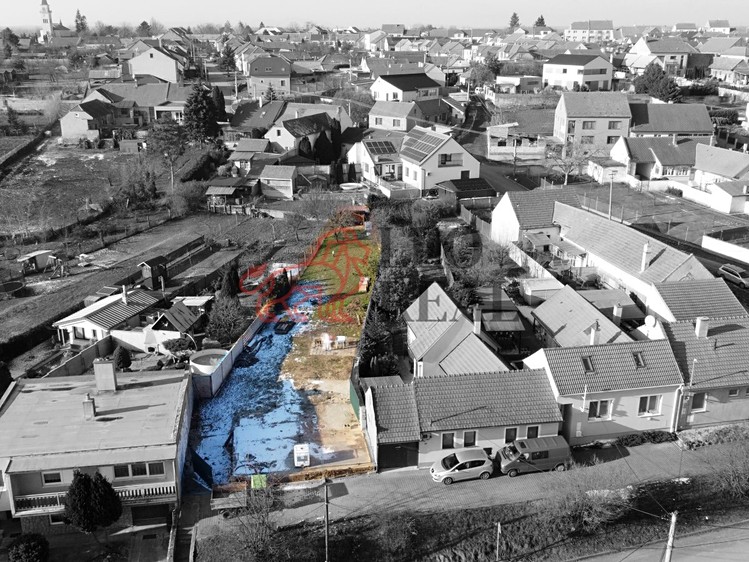 Prodej stavebního pozemku 611 m² - foto 3