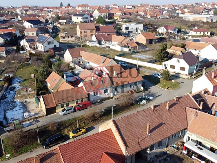 Prodej stavebního pozemku 611 m² - foto 5
