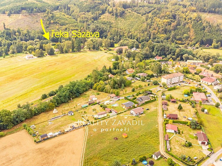 Prodej stavebního pozemku 1 868 m² - foto 6