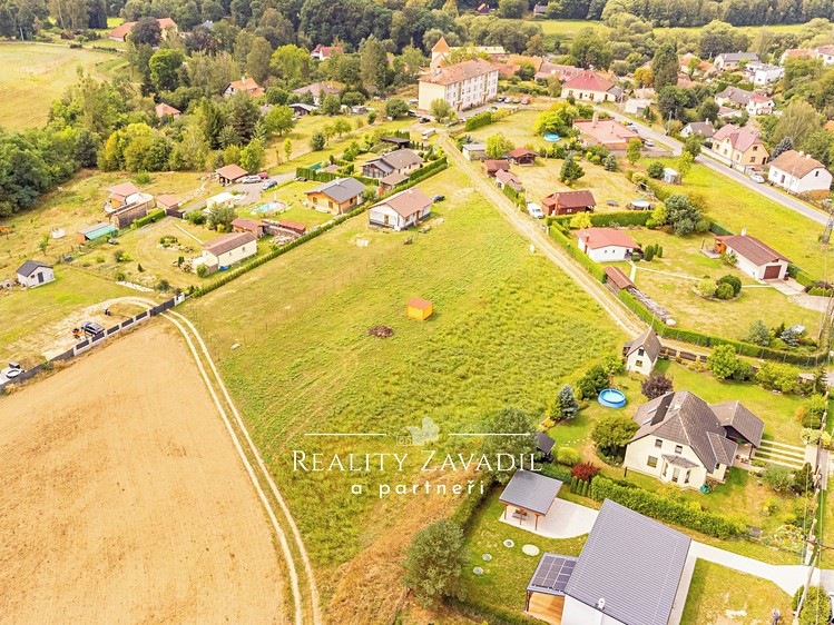 Prodej stavebního pozemku 1 868 m² - foto 5