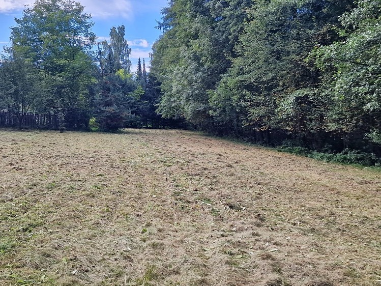 Prodej  stavebního pozemku 1 832 m² - foto 4