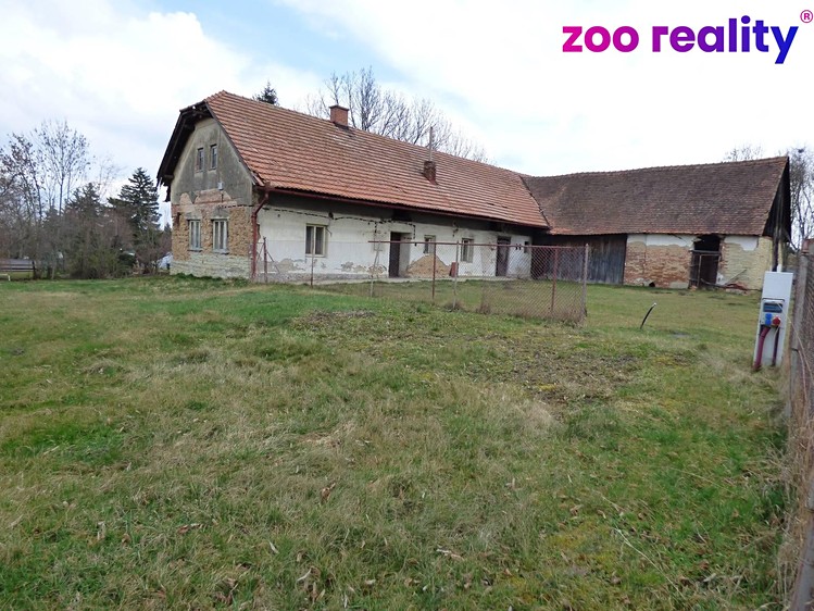 Prodej  stavebního pozemku 4 338 m² - foto 4