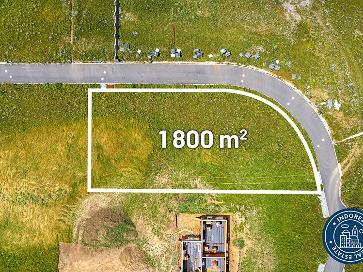 Prodej stavebního pozemku 1 800 m² - foto 4
