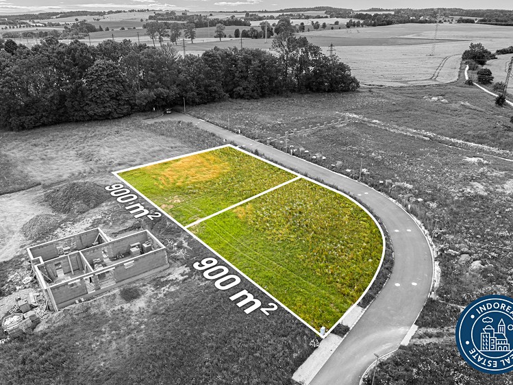 Prodej stavebního pozemku 900 m² - foto 2
