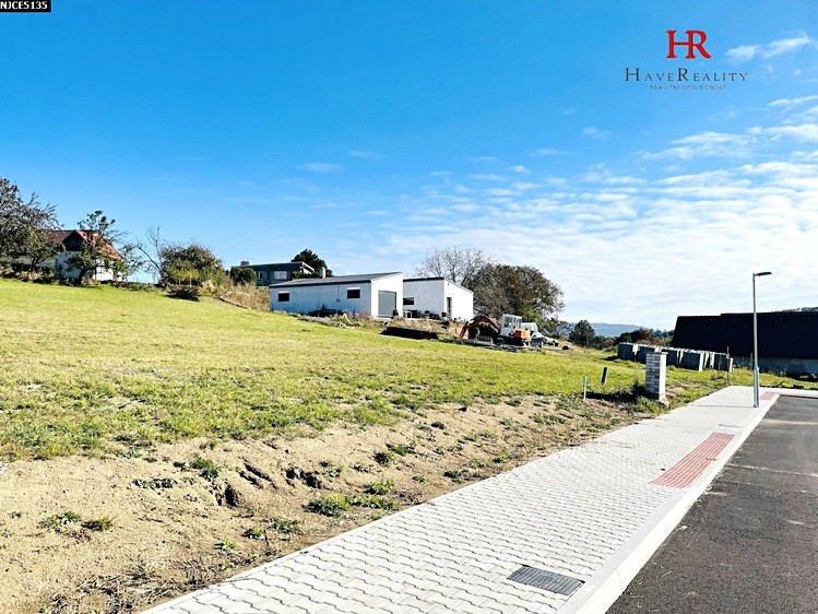 Prodej stavebního pozemku 916 m² - foto 8