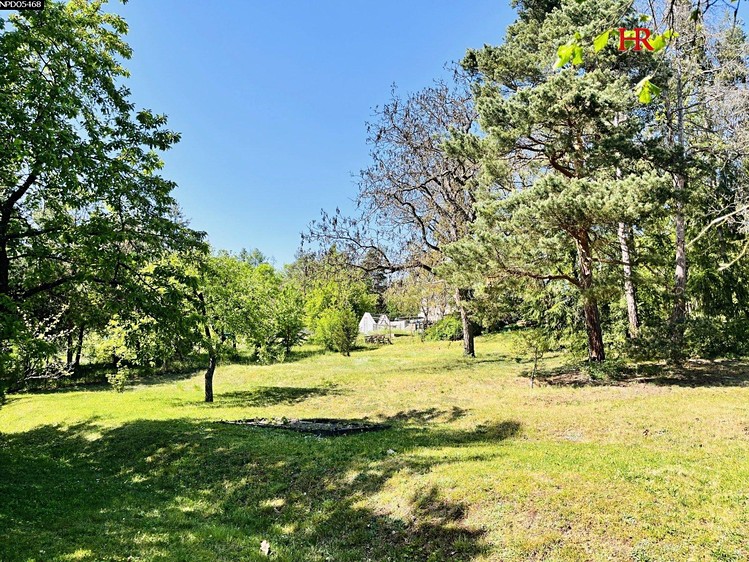 Prodej  stavebního pozemku 1 700 m² - foto 5