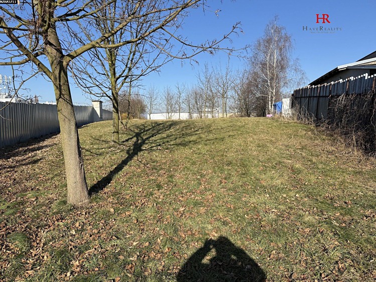 Prodej stavebního pozemku 1 231 m² - foto 2