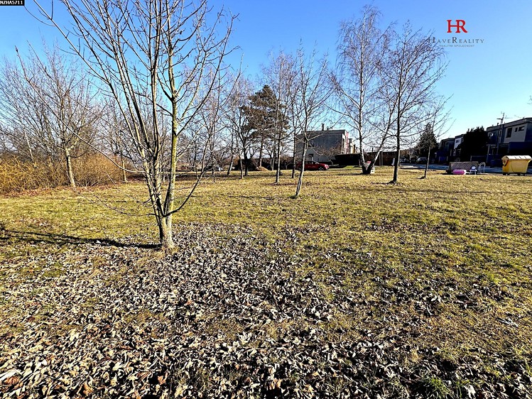Prodej stavebního pozemku 1 231 m² - foto 4