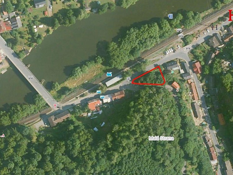 Prodej  stavebního pozemku 528 m² - foto 5
